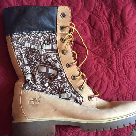 Timberland leather boots 👢 - Picture 2 of 8